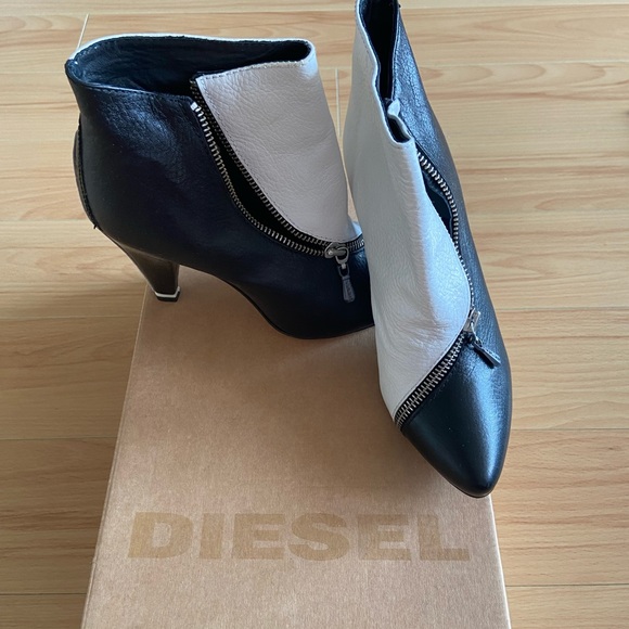Brand new Diesel ankles boots - Picture 1 of 4